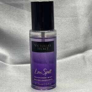 Victoria’s Secret Love Spell Fragrance Mist 2.5 fl oz Vintage Rare Travel Size